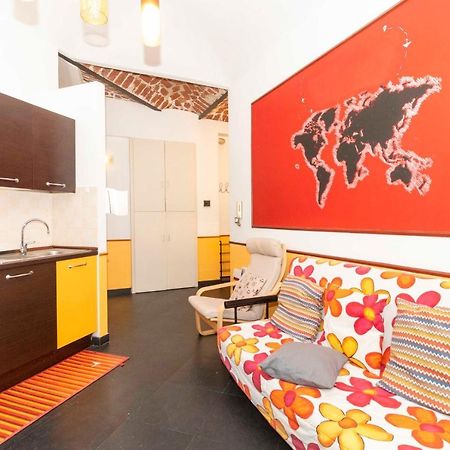 Colourful & Cozy Apartment Cenisia Turin Exterior photo