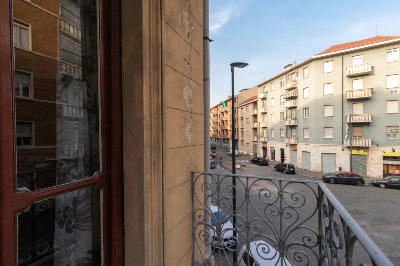 Colourful & Cozy Apartment Cenisia Turin Exterior photo